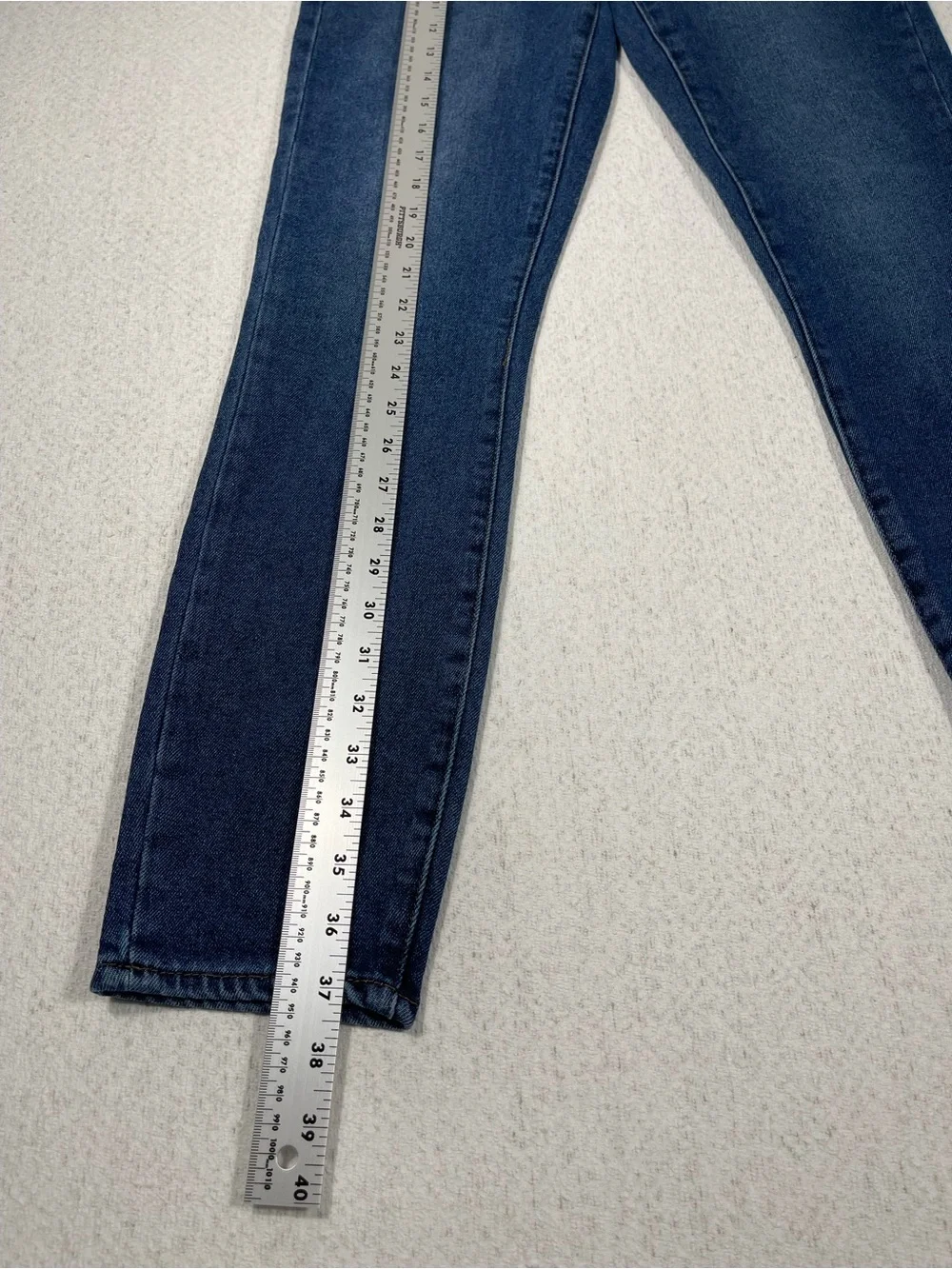 Kendall & Kylie comfortable dark